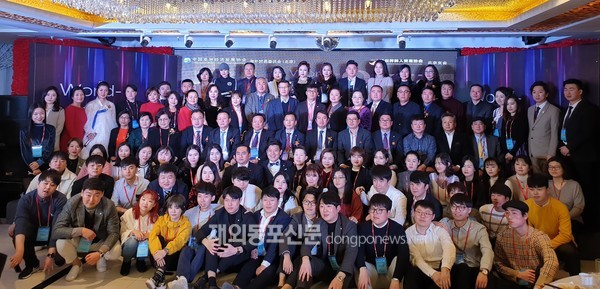 월드옥타 북경지회는 12월 21일 중국 베이징 향풍각식당에서 ‘2019년 정기총회 및 송년회’를 개최했다. (사진 이나연 재외기자)
